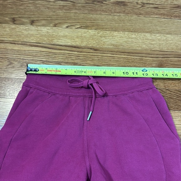 Lululemon Scuba High-Rise Jogger Pomegranate Size 2 - Picture 7 of 12